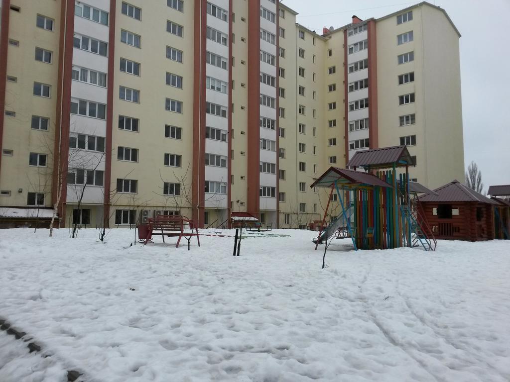 Apartment On Demyanchuka 1A Рівне Екстер'єр фото